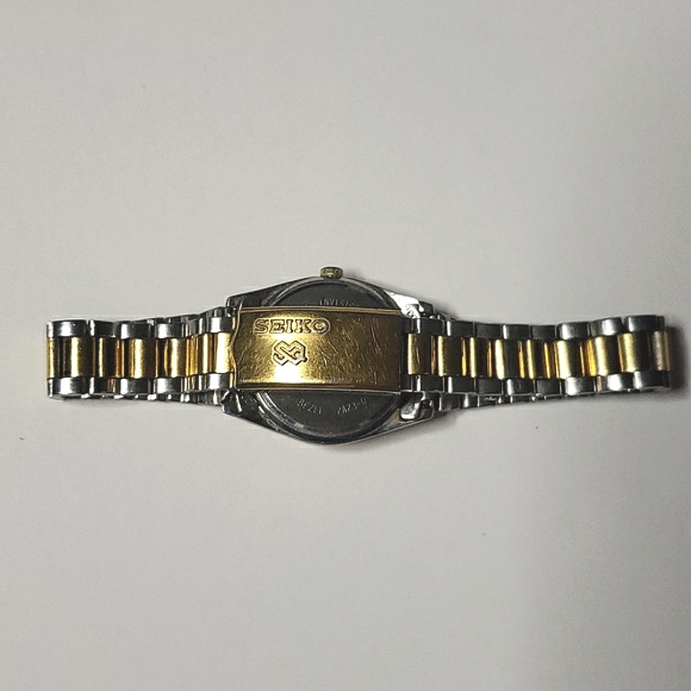 Seiko Quartz Vintage Water Resistant Two Tone Jubilee Band Fluted Bezel Watch - Picture 8 of 16